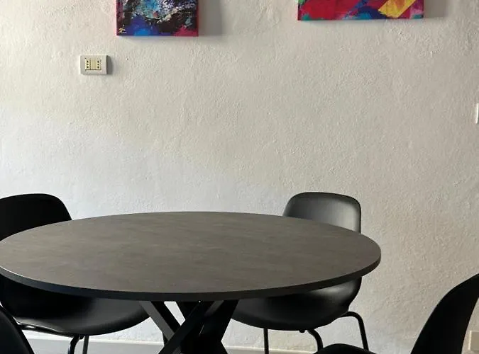 Il Pentolo 펜션 산세폴크로